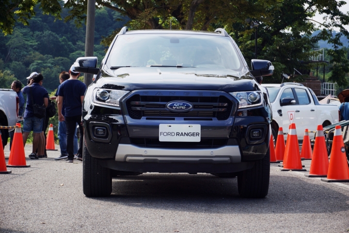 FORD RANGER不專業的試駕體驗分享