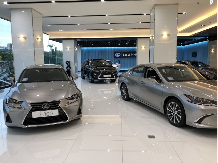 分享南港LEXUS賞車購車～