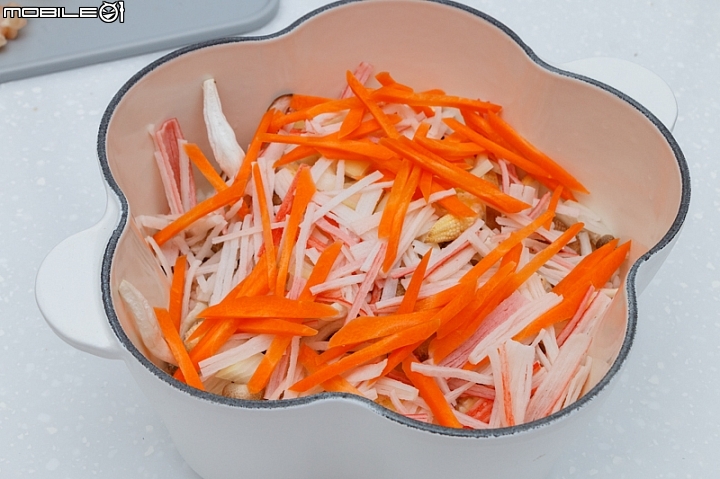 SHARP AX-XP4T 水波爐料理分享：雞肉野菇炊飯