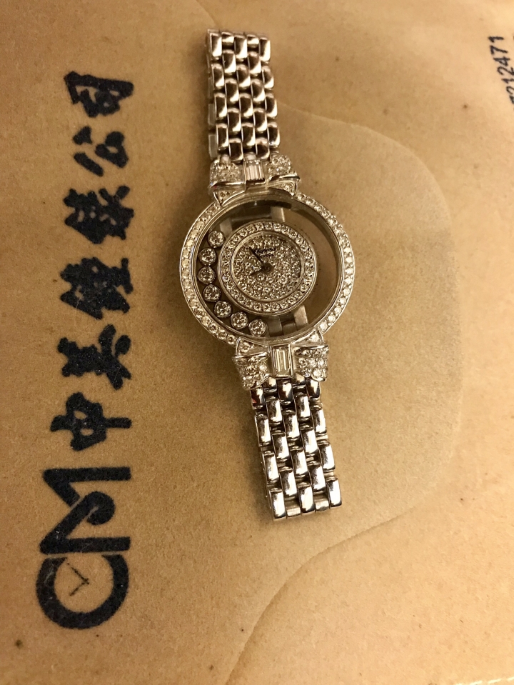伯爵及蕭邦錶中古價格請教?