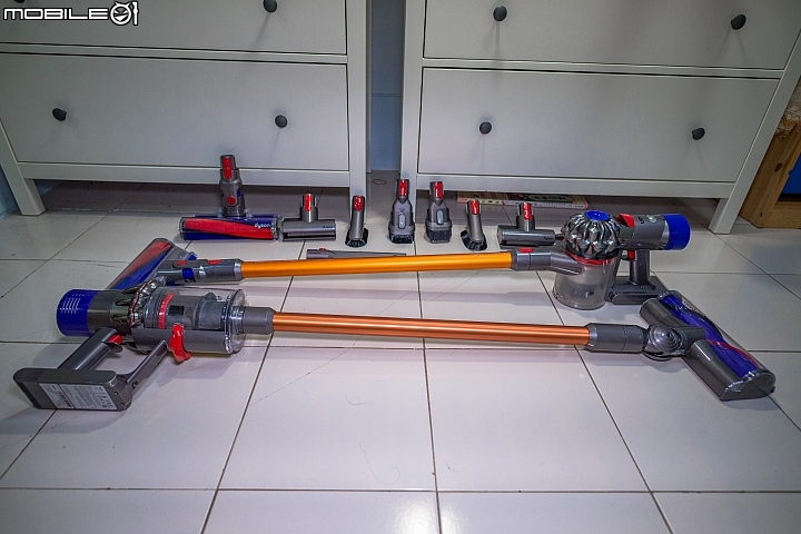 當黑貓遇上Dyson v10。搞定毛小孩的好幫手