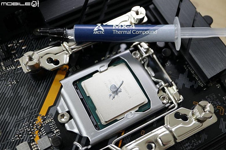 [開箱] 搭上九代的列車 TUF Z390-PLUS GAMING / 虎徹II / i5 9600K