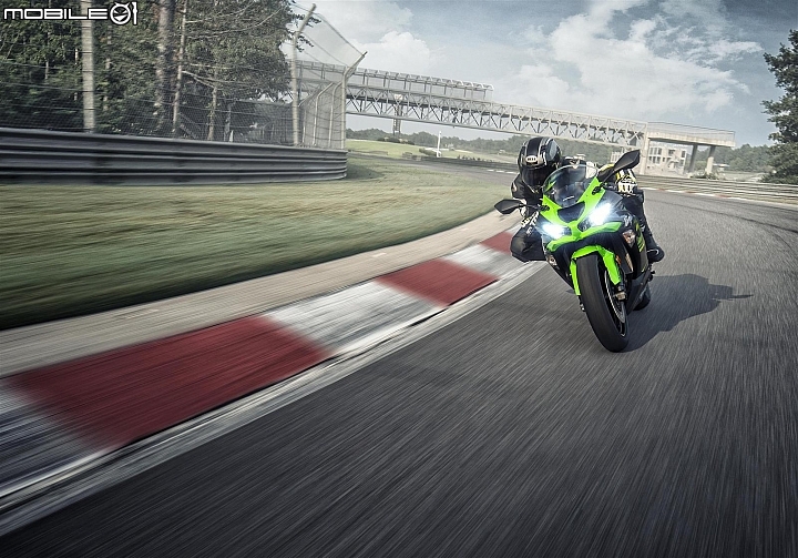 【海外快訊】中量級仿賽配備升級!2019 Kawasaki Ninja ZX-6R 636 正式發表!