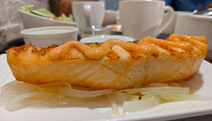 [高清體驗]Supreme Salmon美威鮭魚(京站店)-亞洲第一家鮭魚專賣店，但可不只鮭魚本質好，料理手法也是毫不馬虎!