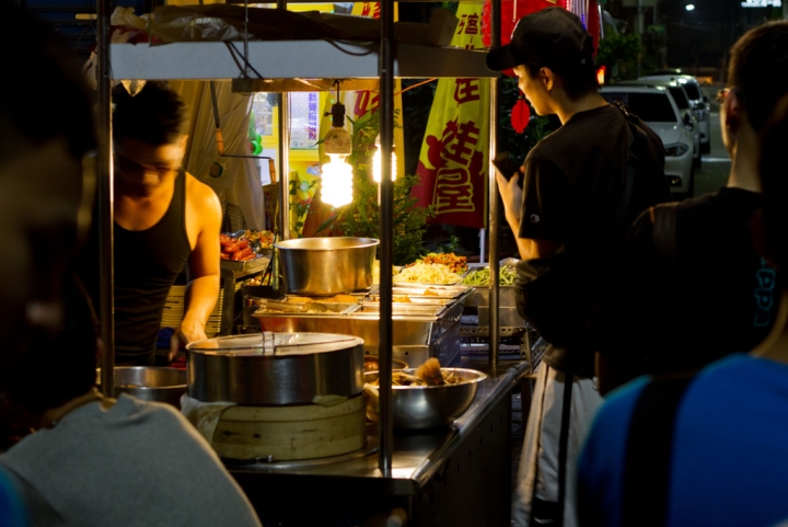 【美食。食記】彰化市 夜晚爌肉飯的最後一塊拼圖 阿正爌肉飯 控肉飯 乾麵 半線夢華錄 推薦