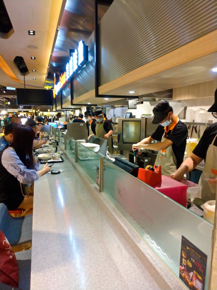 [高清體驗]Supreme Salmon美威鮭魚(京站店)-亞洲第一家鮭魚專賣店，但可不只鮭魚本質好，料理手法也是毫不馬虎!