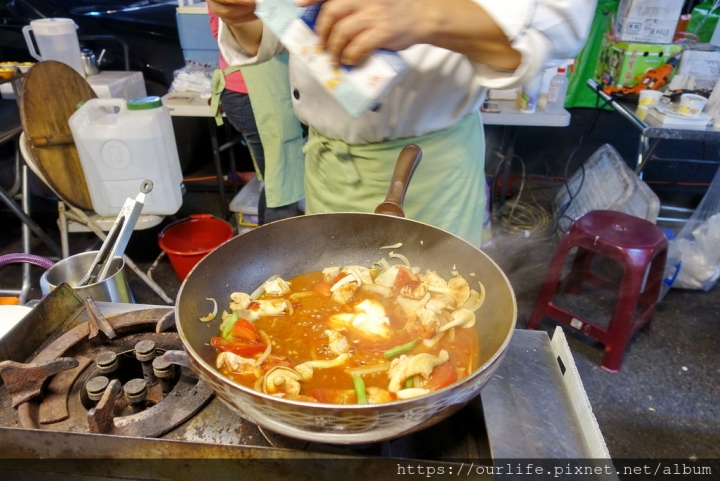 旱溪夜市．餐廳品質夜市價的西班牙海鮮大鍋飯@美力夯大叔