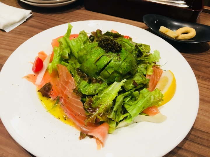 【美食。食記】東京 銀座 付這600円我超甘願! 聚會及結婚二訪 我的義大利 俺のイタリアン TOKYO 義大利麵 披薩 燉飯 甜點 提拉米蘇 推薦