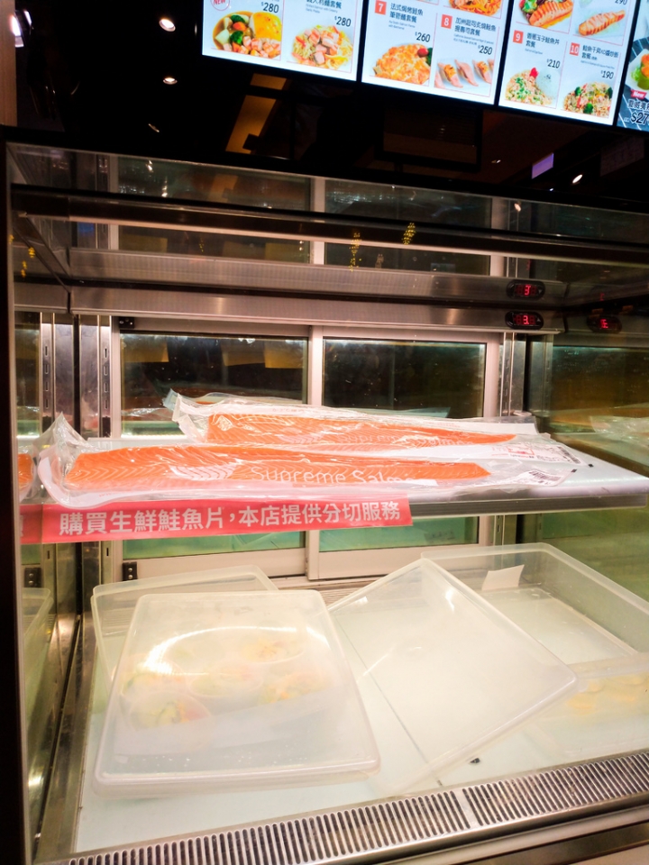 [高清體驗]Supreme Salmon美威鮭魚(京站店)-亞洲第一家鮭魚專賣店，但可不只鮭魚本質好，料理手法也是毫不馬虎!