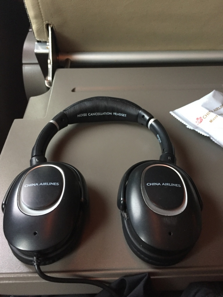 中華航空 CI24 TPE-ONT 台北-安大略豪經艙飛行紀錄