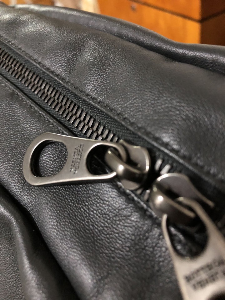 bottega veneta 休閒公事包開箱