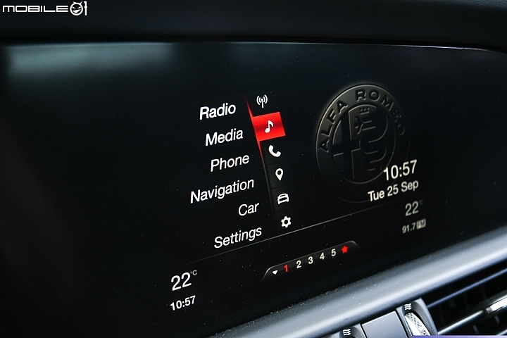 Alfa Romeo 155/156/159/Giulia四代齊聚 一場義無反顧的愛