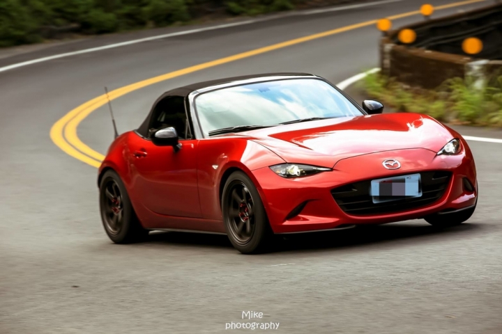 0-100實測5.47秒！Mazda MX-5 HKS機械增壓改裝開箱實測