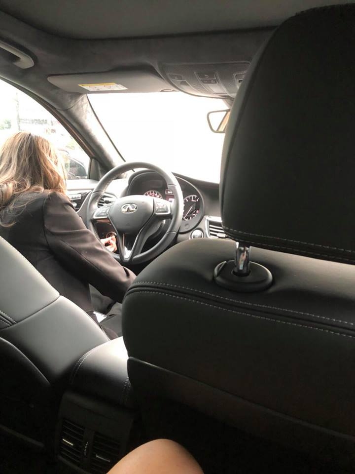 本魯歷經11種廠牌14種款式的賞車及買車之旅