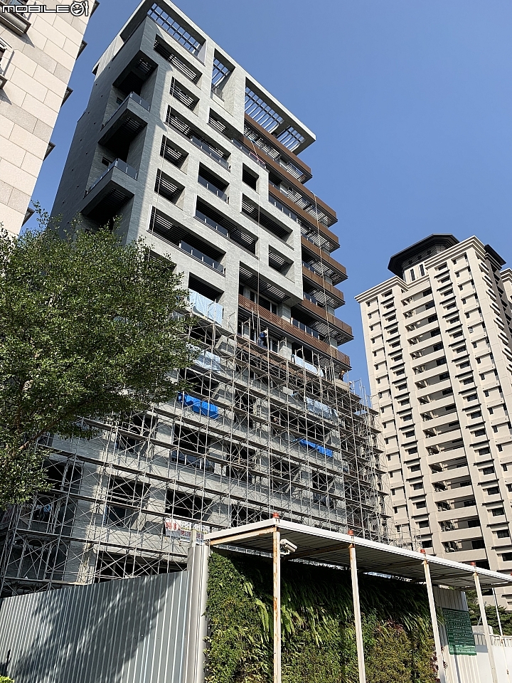 頭前公園這建案，有人了解嗎？俊行記實業有限公司。