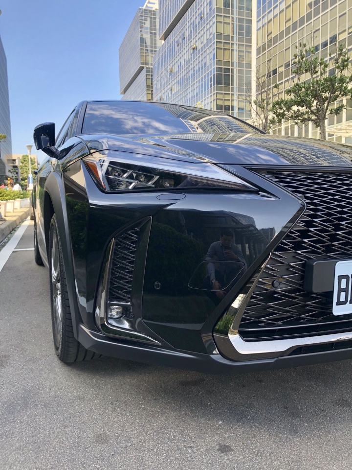 UX200 (Black) F-Sport limit Edition （限量50sets)開箱