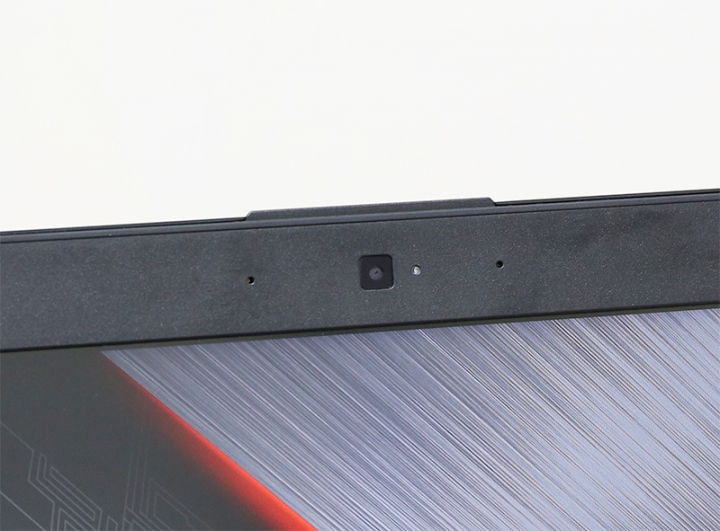 點我看大圖 我的ROG Zephyrus M GM501GS照片開箱 / 硬體小測
