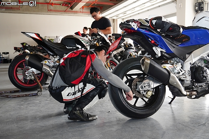 【採訪】2018 Aprilia 賽道日！義大利獅群的麗寶賽道初體驗！