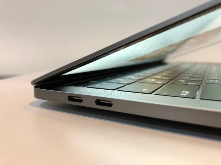 2018 MacBook Pro 13" w/ Touch Bar 開箱