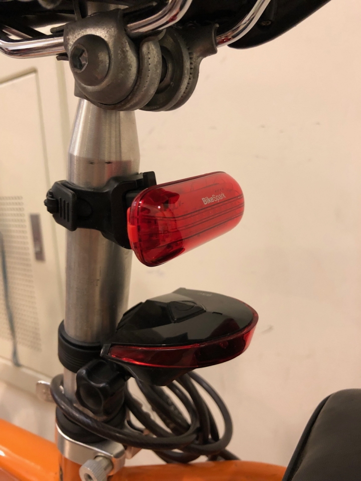 全新BikeSpark BKS-G3 自動感應尾燈 自動啓閉 煞車警示 10LEDs, USB充電 35流明