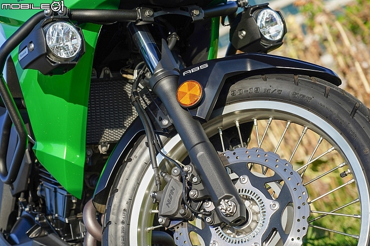 Kawasaki Versys-X 300 Tourer 配備滿載的越野旅行者