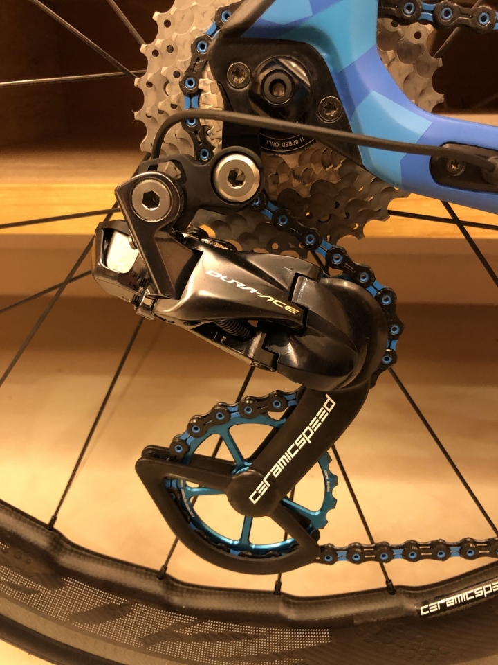 藍迷彩的Cipollini NK1K