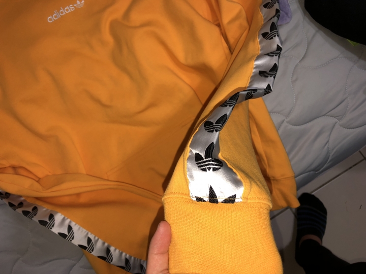 #adidas TNT Tape hoodie 黃色真假 求驗拜託