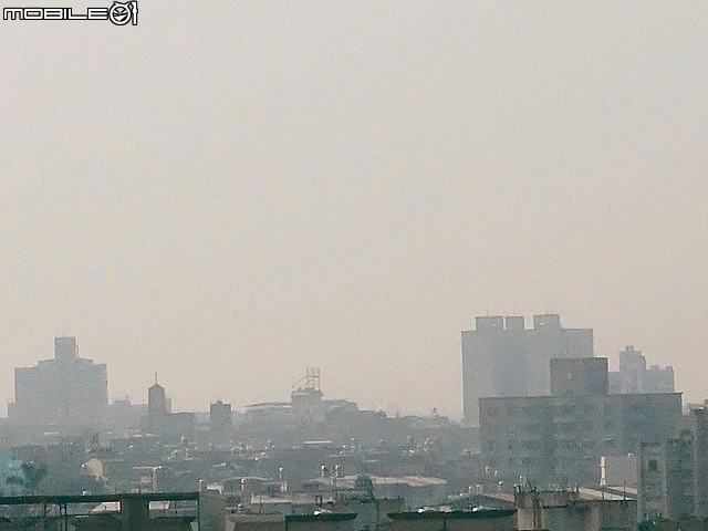 (開箱) 【品感覺Futurous 空氣香氛清淨機 +100%澳洲天然尤加利精油】~讓室內+車內空氣清新又芬芳。[BY維士比@海尼根]。