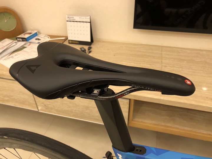 藍迷彩的Cipollini NK1K