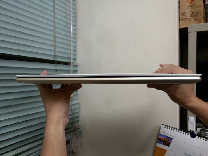 hp pavilion 15-cs0071tx 密合不佳