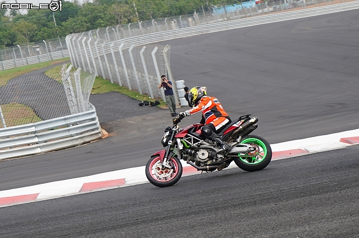 【採訪】2018 Aprilia 賽道日！義大利獅群的麗寶賽道初體驗！