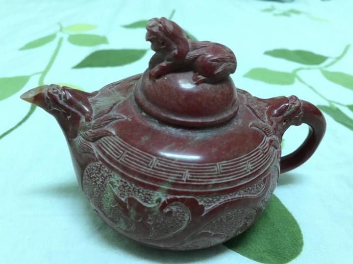 求茶壺專家 (雞血石茶壺) 鑑定