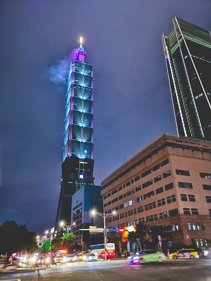帶Mate 20 pro輕旅行去，台東->台北(大量夜景實拍)