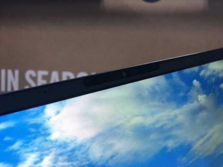 資訊月新機入手 Zenbook UX533FD 皇家藍 快速開箱