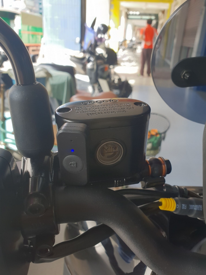 分享獵豹D880安裝gogoro s2位置