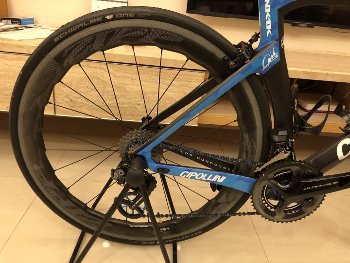 藍迷彩的Cipollini NK1K