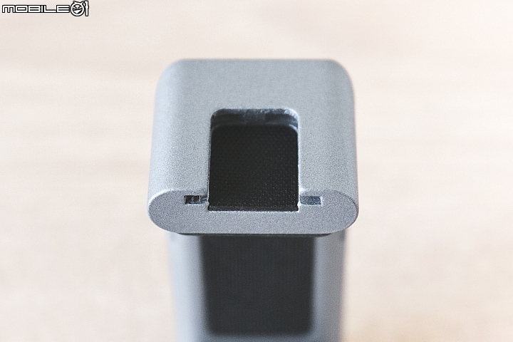 Manfrotto TwistGrip Clamp 鋁合金手機夾開箱分享‧質感上乘 內建冷靴座！