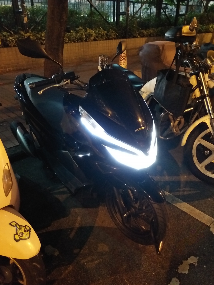2018年新款PCX150終於入手(多圖加小量心得)