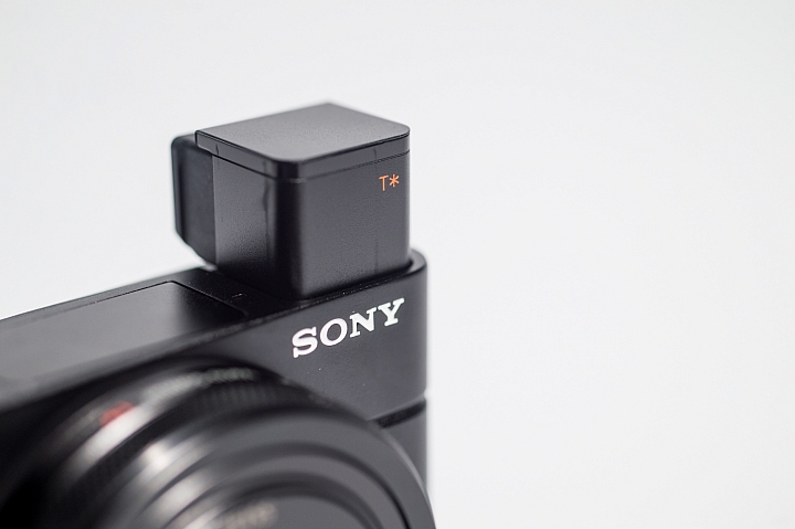 [ 開箱 ] 濃縮視野的菁華 Sony RX100m6