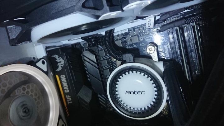 自組電腦分享DIY RGB燈條