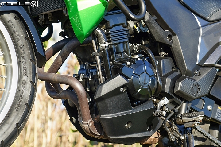Kawasaki Versys-X 300 Tourer 配備滿載的越野旅行者