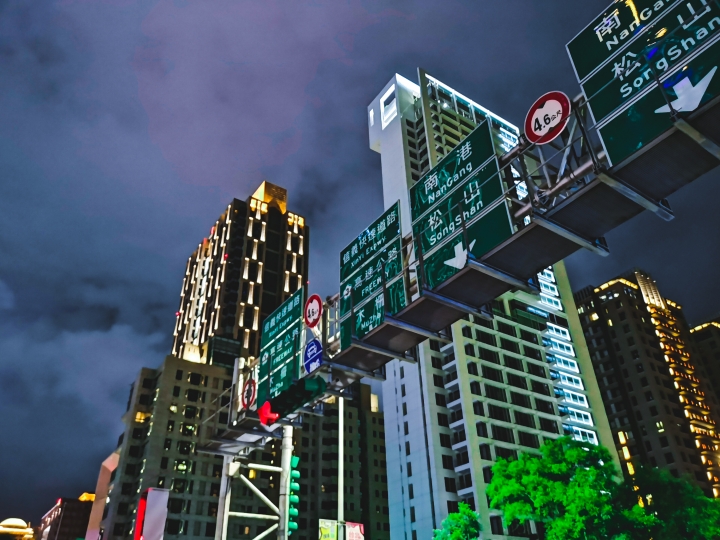 帶Mate 20 pro輕旅行去，台東->台北(大量夜景實拍)