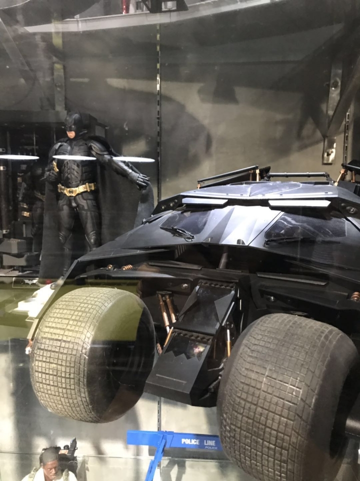 滿屋子的hottoys