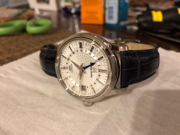 Grand Seiko 9s 20周年GMT 限量版 SBGM235 開箱