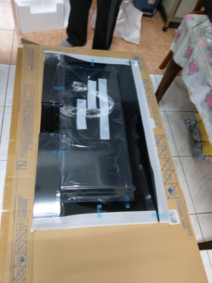 [開箱]Panasonic TH-49FX800W液晶電視