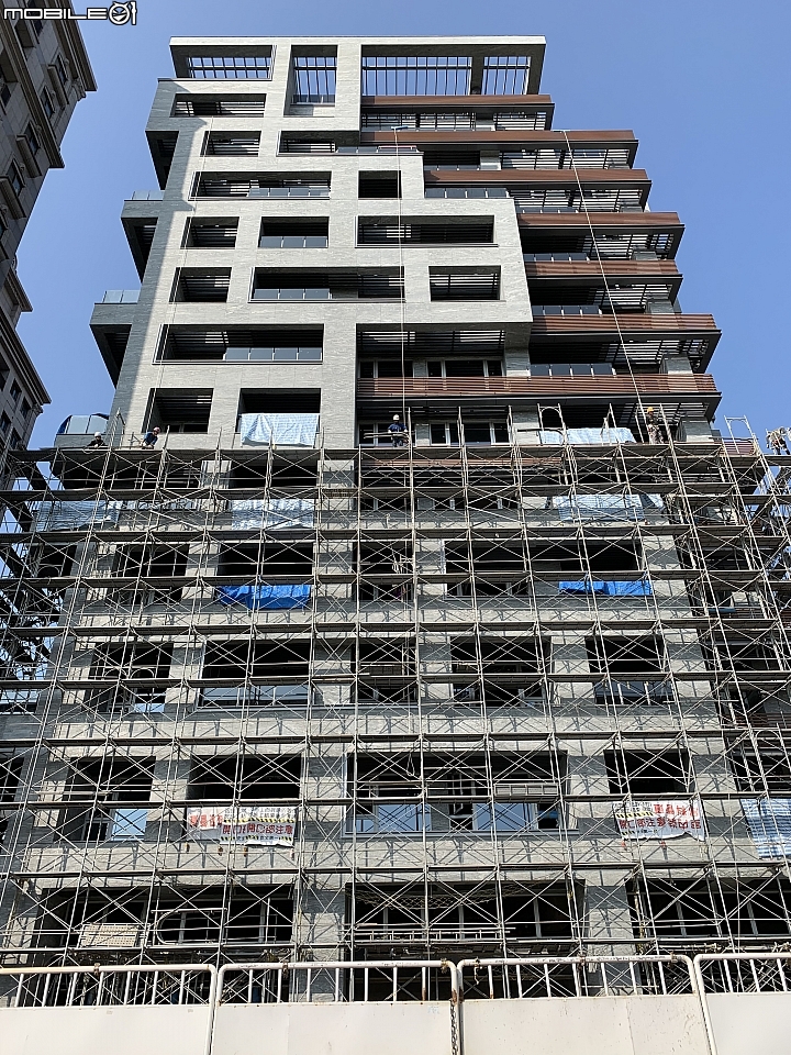 頭前公園這建案，有人了解嗎？俊行記實業有限公司。