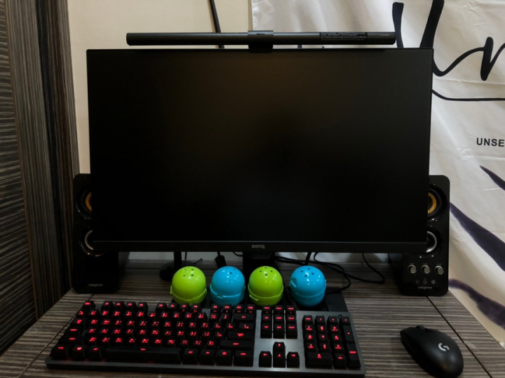 女友就是愛大的…BenQ GW2780開箱 Feat. BenQ智能掛燈