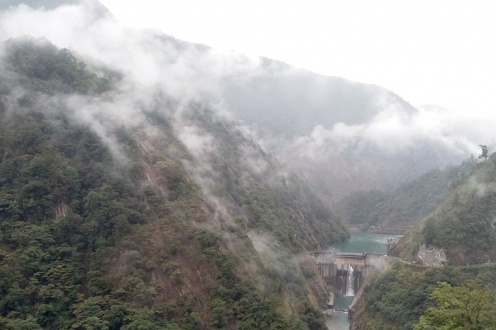 [分享] 中橫客運 865 谷關 - 梨山