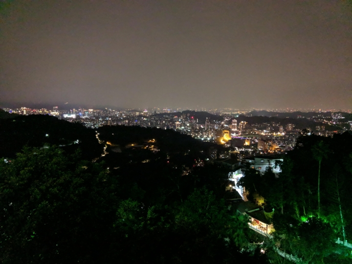 Moto X4 + Googla Camera Night Sight !