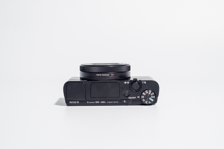 [ 開箱 ] 濃縮視野的菁華 Sony RX100m6